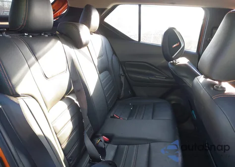 2020 Nissan Kicks Sr Xtronic Cvt из США, поврежденный, VIN 3N1CP5DV1LL560373